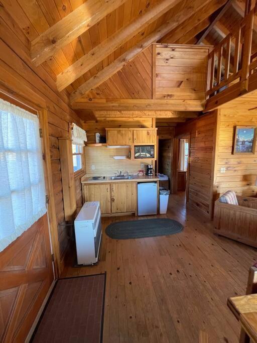 Unity Sky Lodge Jackman Экстерьер фото